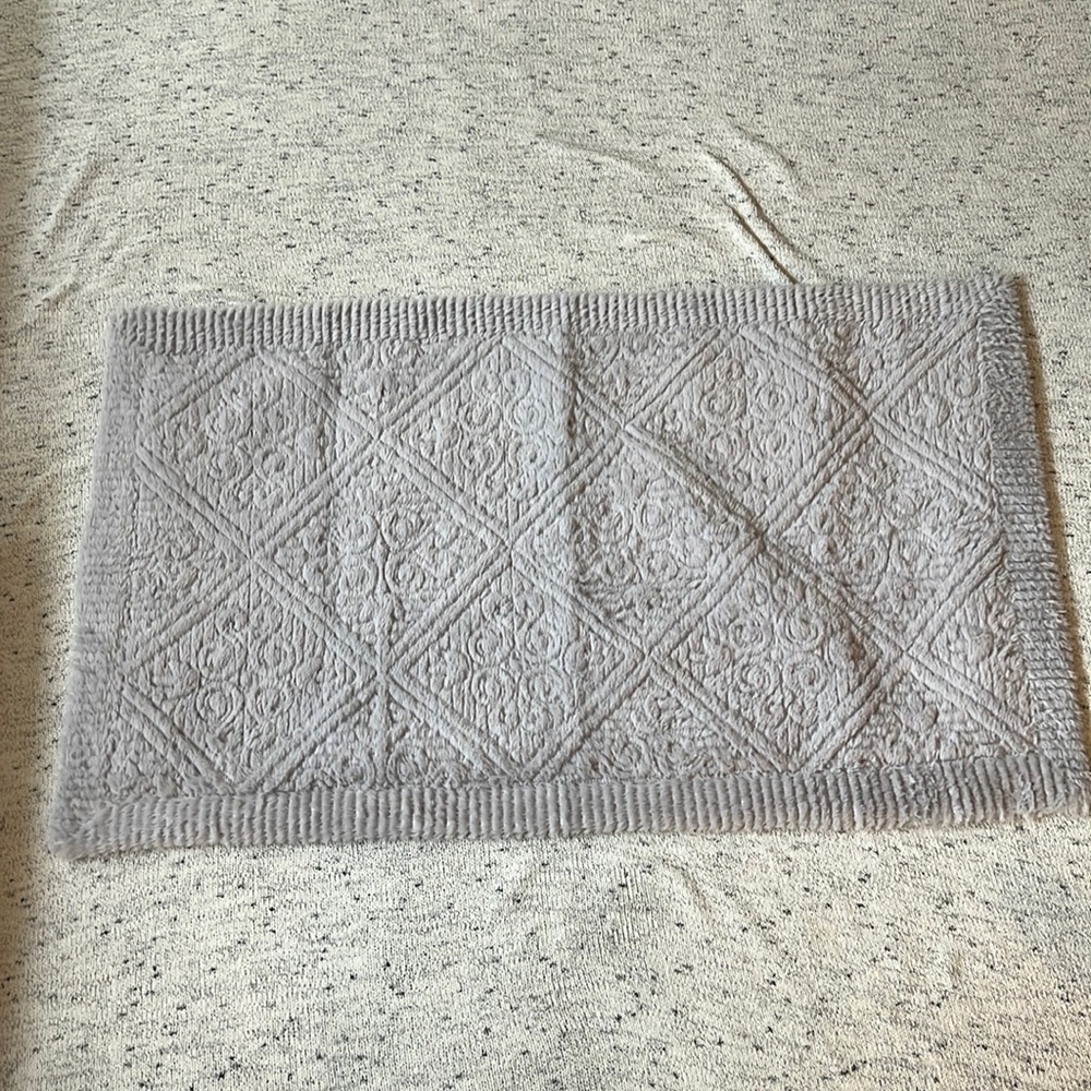 VCNY Home King Size Grey Duvet Quilt with Two King Size Pillow Shams